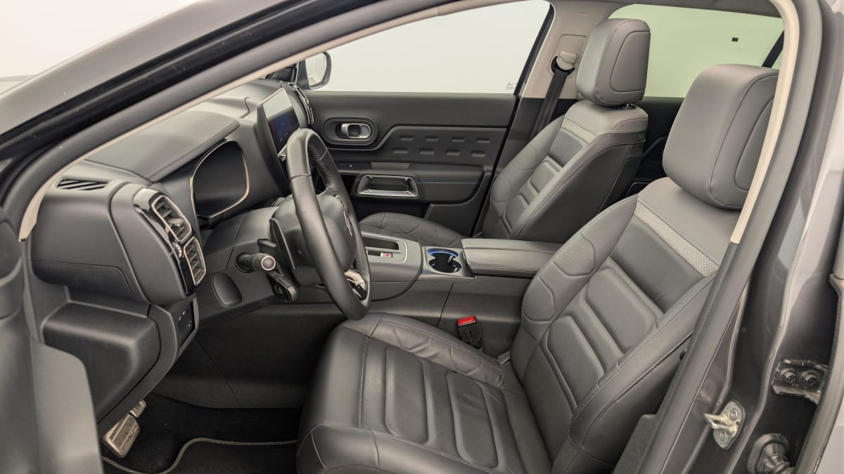 Citroën C5 Aircross — photo 16