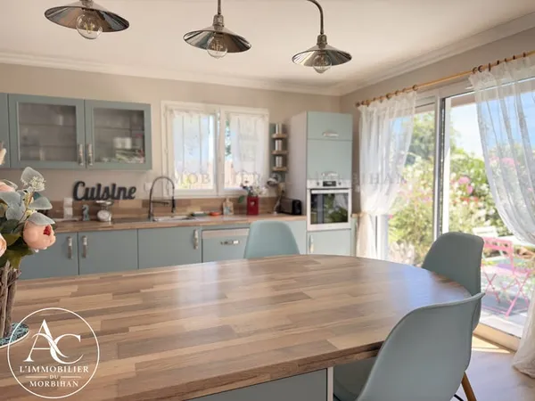 Maison contemporaine de 2020 au coeur du bourg de Sarzeau !
