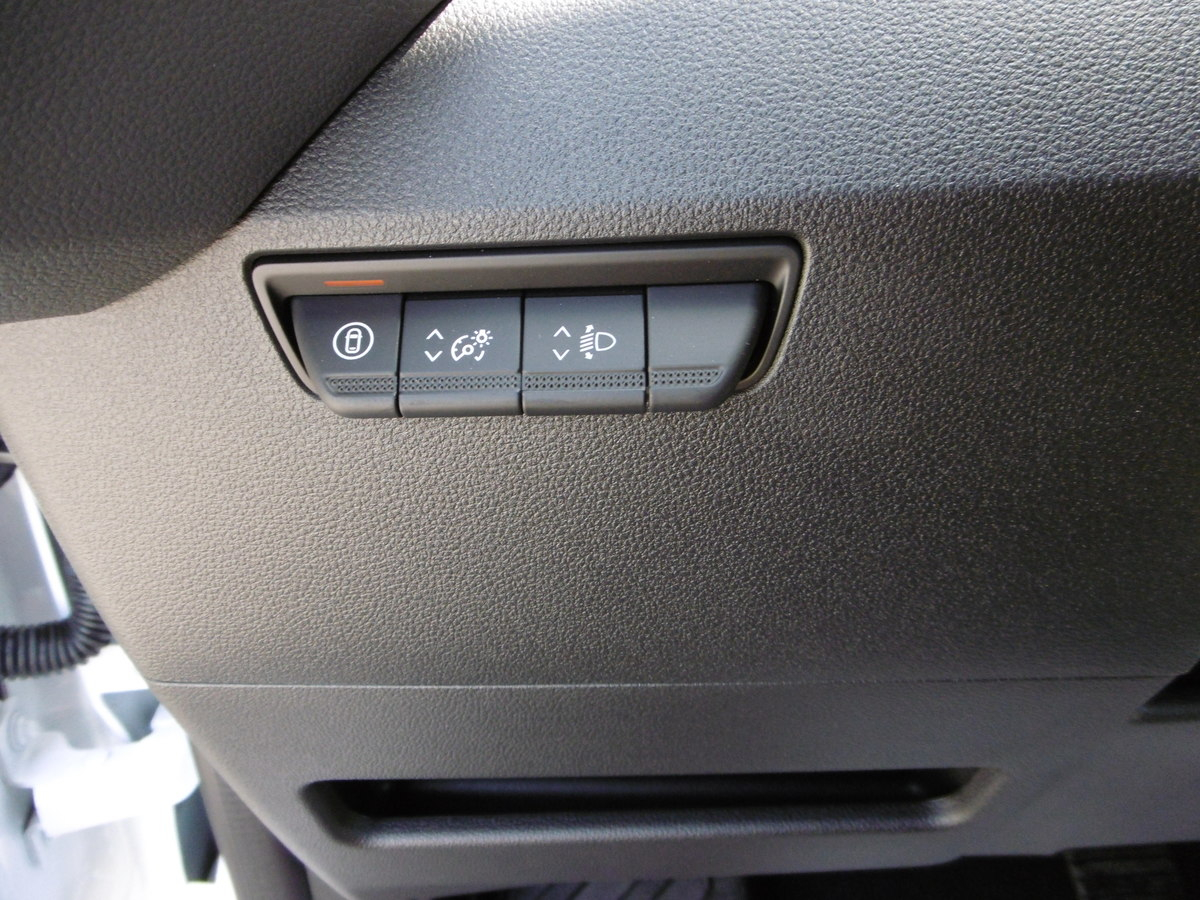 Renault MASTER FOURGON — photo 19