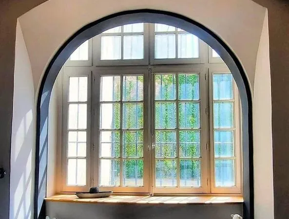 Duplex Hyper Centre