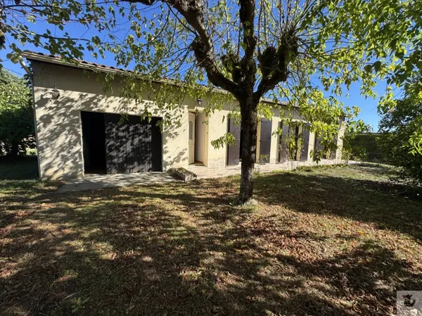 Plain pied à RENOVER, 96 m2 hab, terrain 1027 m2
