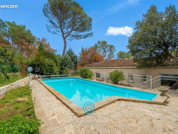 Maison 7 pièces 126 m²
