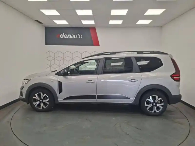 Dacia Jogger eco-g 100 7 places — photo 8
