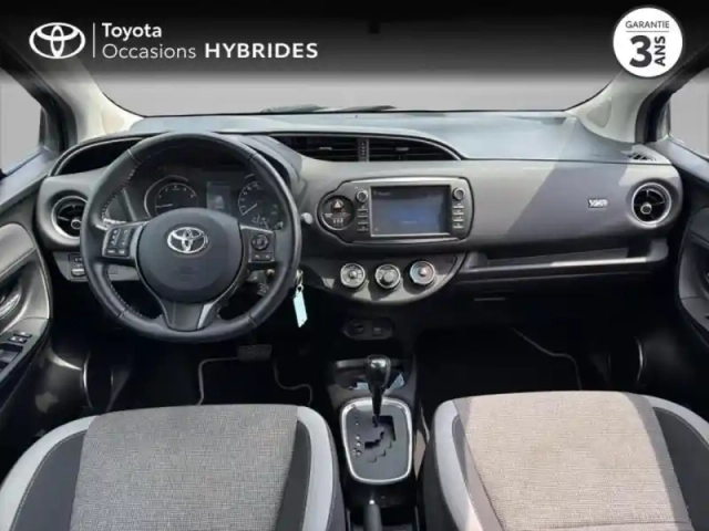 Toyota Yaris 110 vvt-i design 5p — photo 8