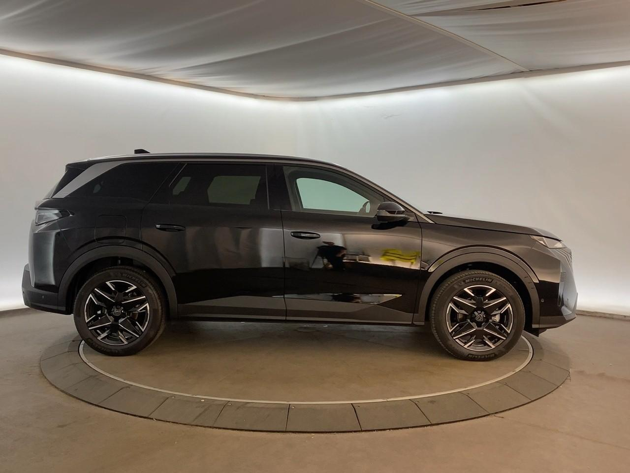 Peugeot 5008 hybrid 145 ch e-dcs6 allure — photo 4