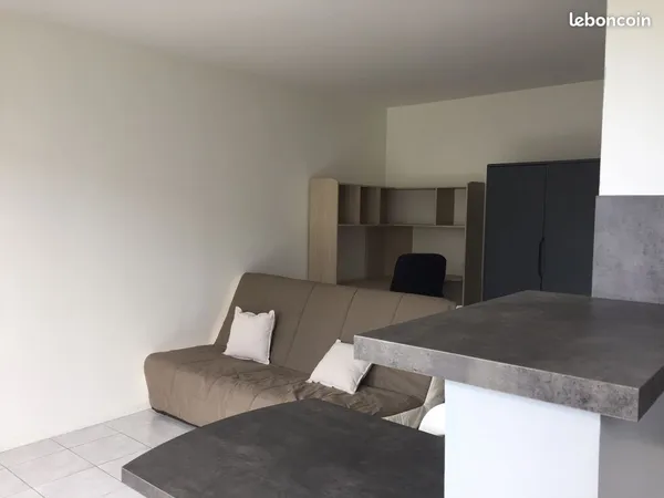Loue studio 25m²