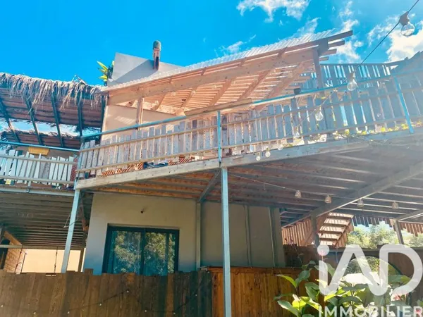 Maison 12 pièces 163 m²