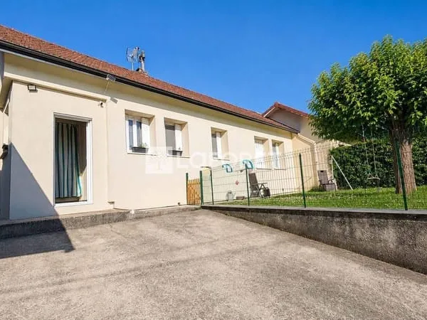 Maison de plain-pied 5 pièces 81 m²