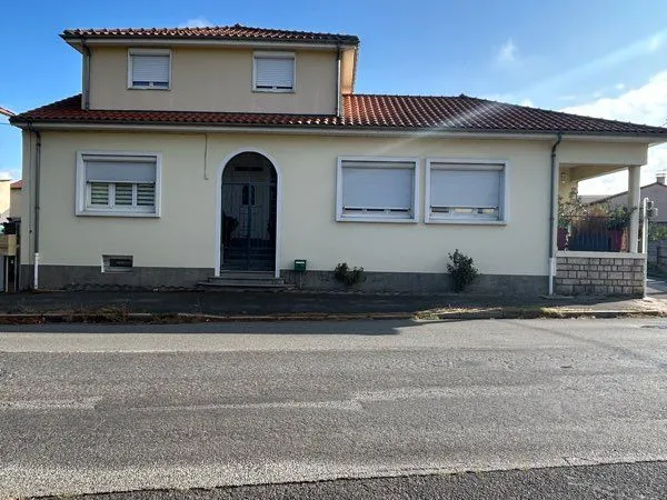 Maison à vendre à Lussat