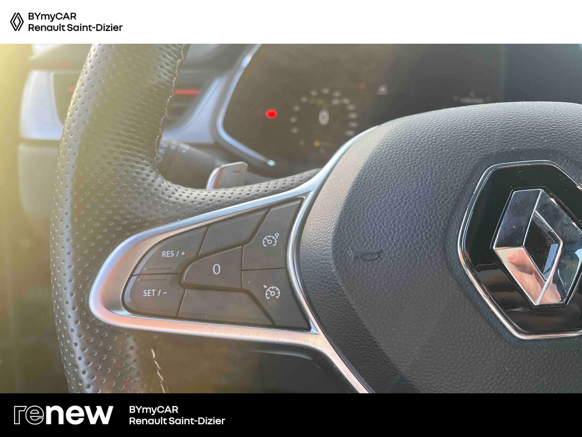 Renault Captur mild hybrid 160 EDC — photo 19