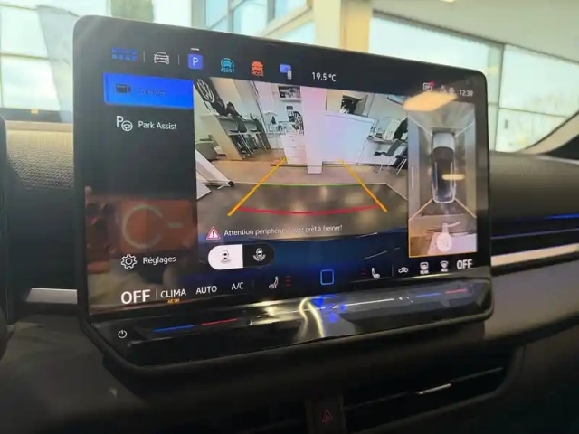 Volkswagen T-Roc 1.5 etsi evo2 hybrid 150 ch dsg7 — photo 20
