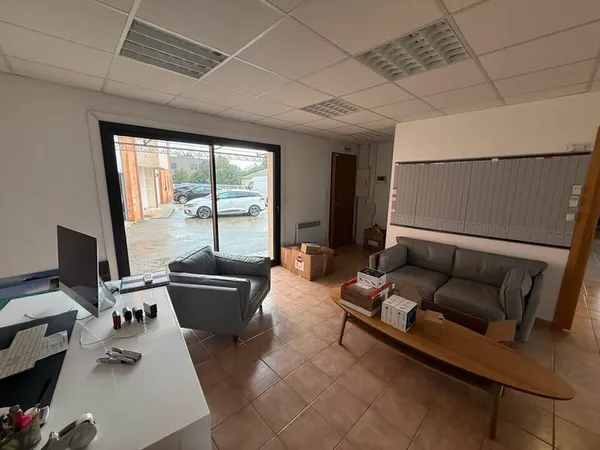 BUREAUX à louer