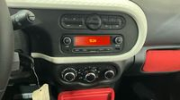 Renault Twingo 1.0 SCe 70ch Intens Euro6C — photo 19