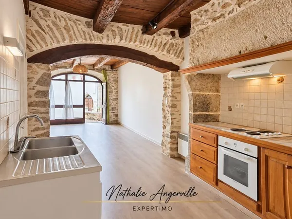 Maison de village 130 m2 Deux logements indépendants