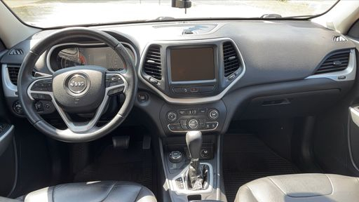 Jeep Cherokee 2.2 CRD 4WD 184 cv boite auto - Night Eagle – 2018 – 95375 km – Diesel – Boîte Automatique — photo 20