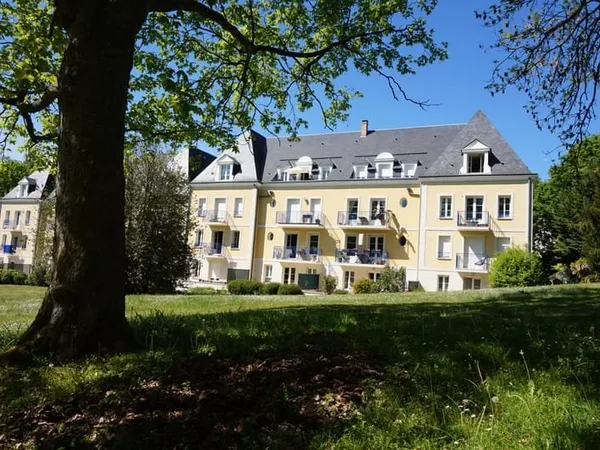 Vaste appartement situé Centre Ville