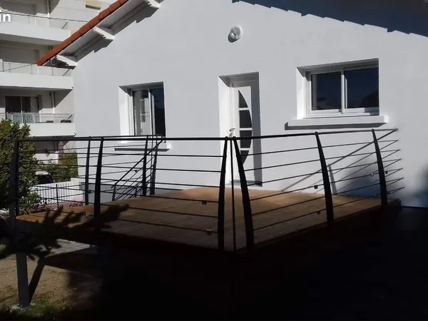 Loue maison vide a l année royan