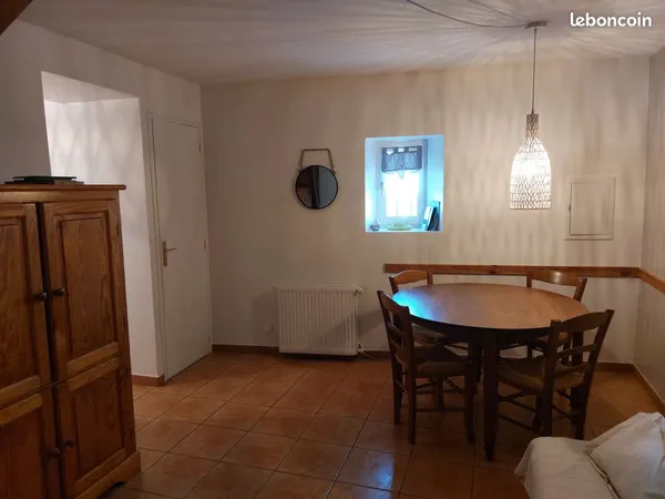 Appartement Location Alba-la-Romaine 2p 45m² 750€
