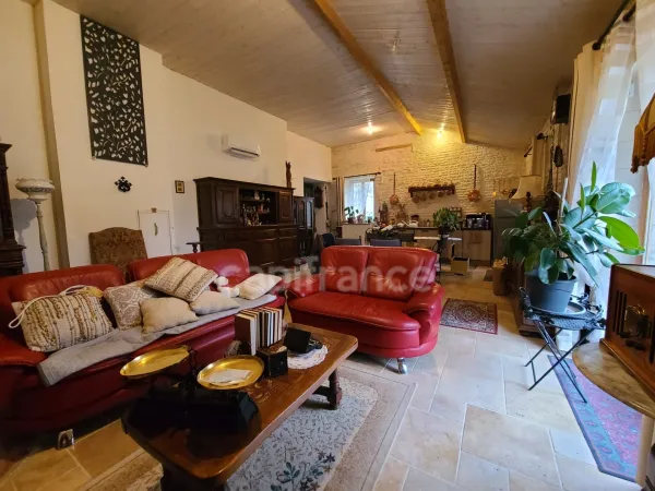 Maison 2 pièces 94 m²