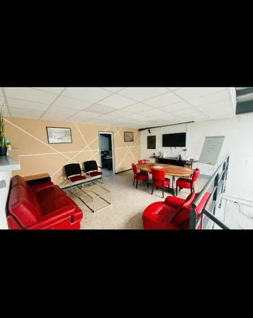 Commerce Vente Les Clayes-sous-Bois  200m² 30000€