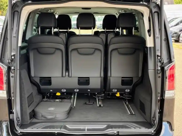 Mercedes Classe V 300 long 204ch 7 places 90kwh — photo 25