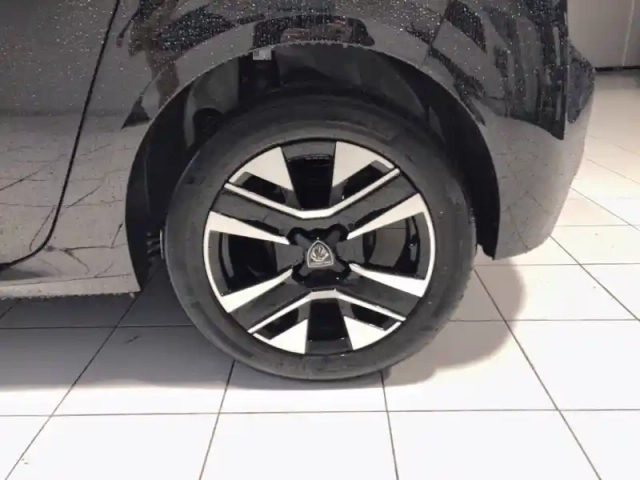 Peugeot 208 100 s&amp;s bvm6 — photo 13