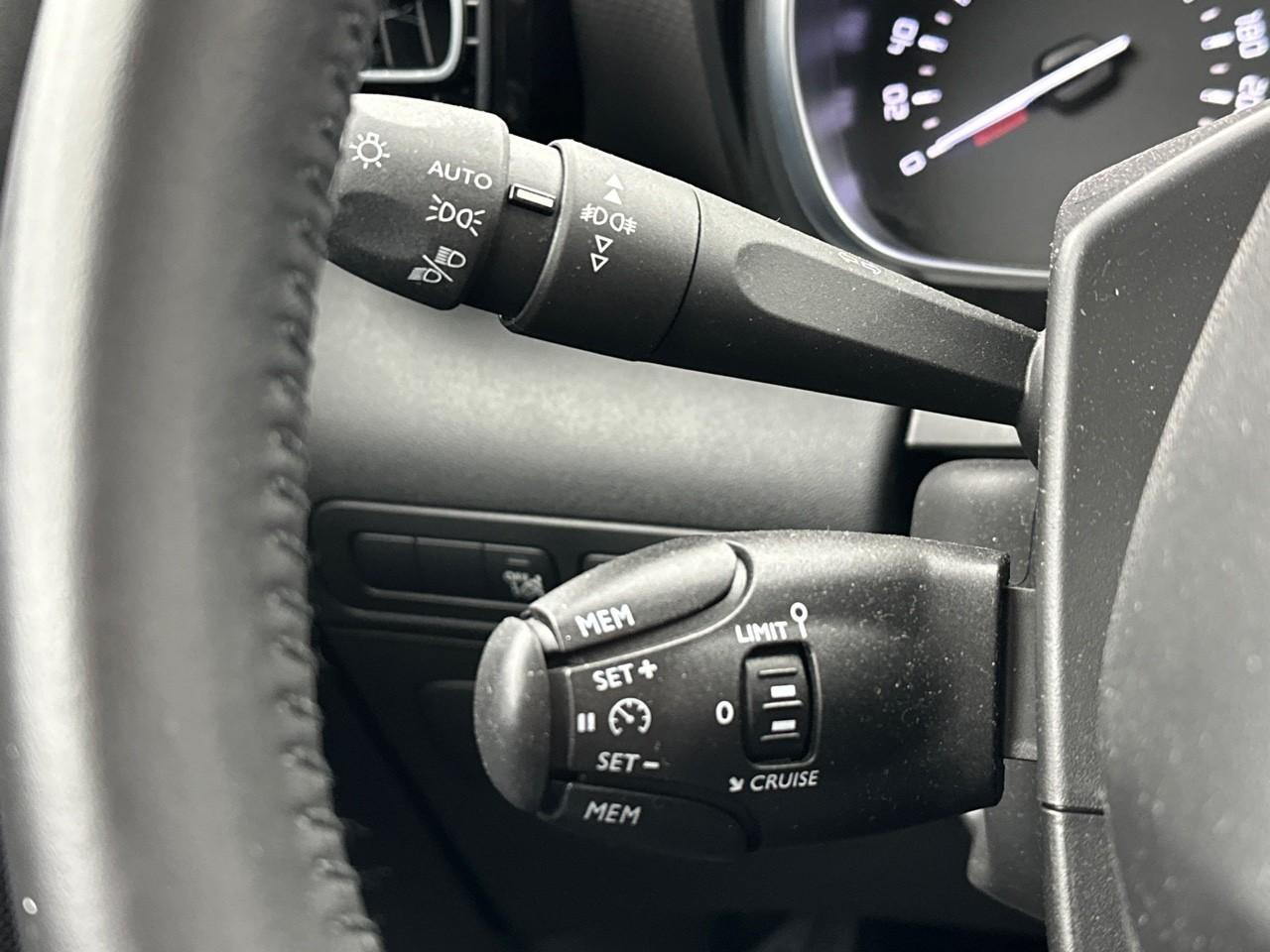 Citroën C3 Aircross puretech 130 s&s eat6 rip curl — photo 17