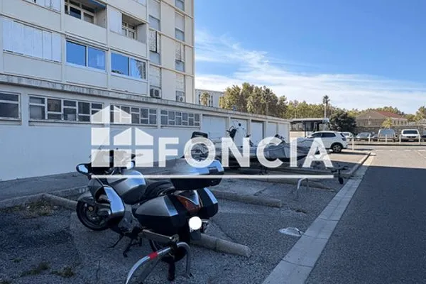 Stationnement Location Toulon   50€