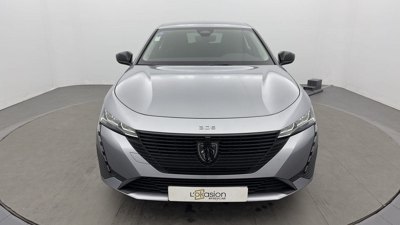 Peugeot 308 SW PHEV 180 e-EAT8 — photo 8