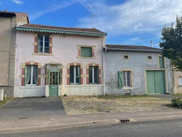 MANGIENNES - Agréable maison lorraine 5 pièces avec jardin