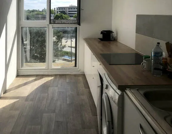 Appartement 1 pièce 74 m²