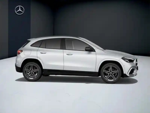 Mercedes Gla 250 e amg line — photo 12