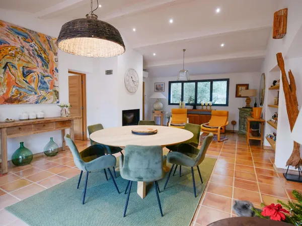 Maison 6 pièces 200 m²