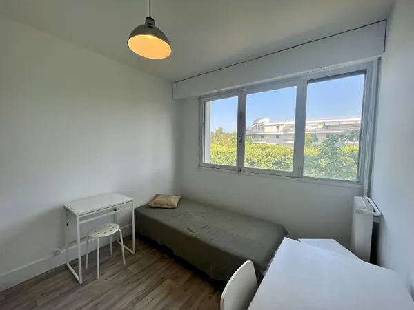 Studio meublé 13m2 - Saint Cloud