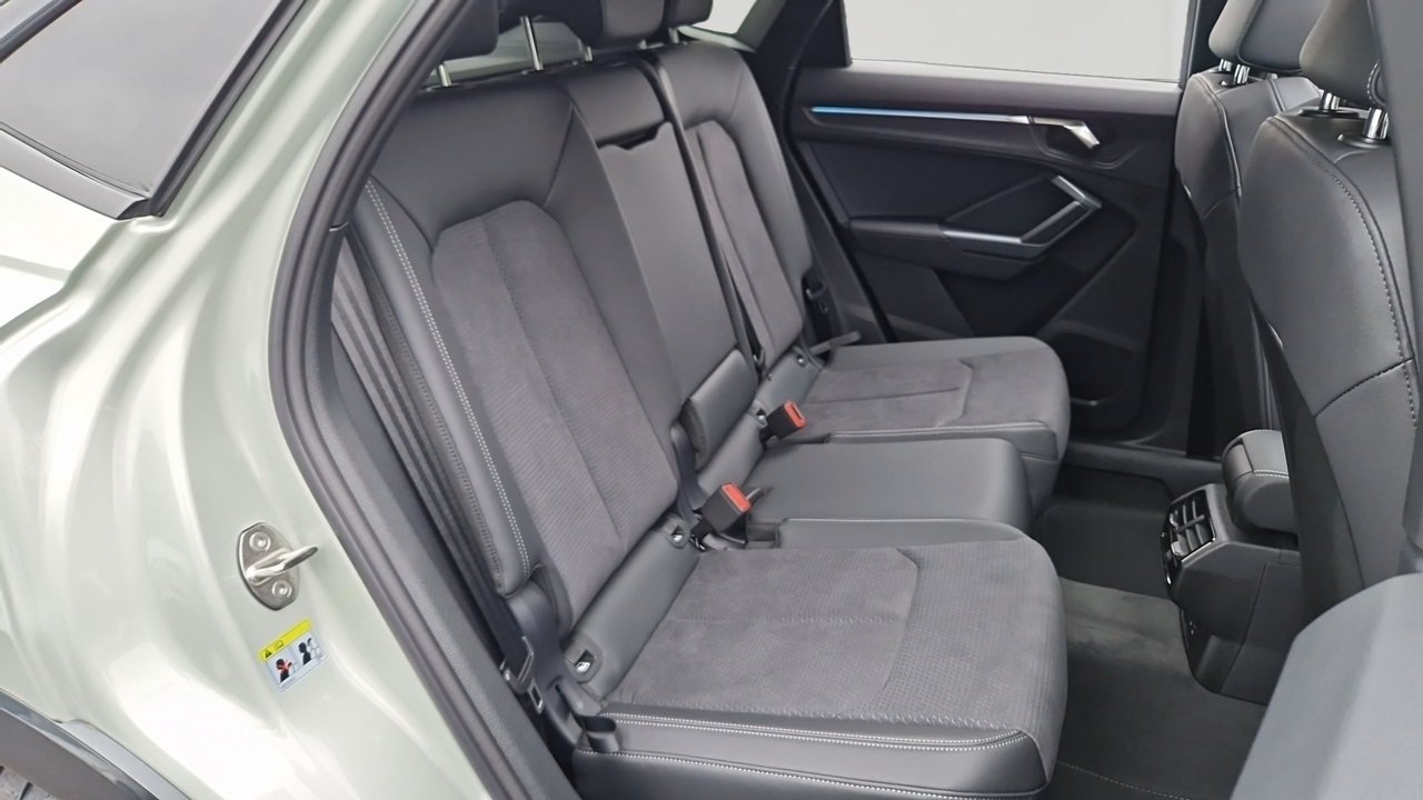 Audi Q3 Sportback 35 TFSI 150 ch S tronic 7 — photo 19