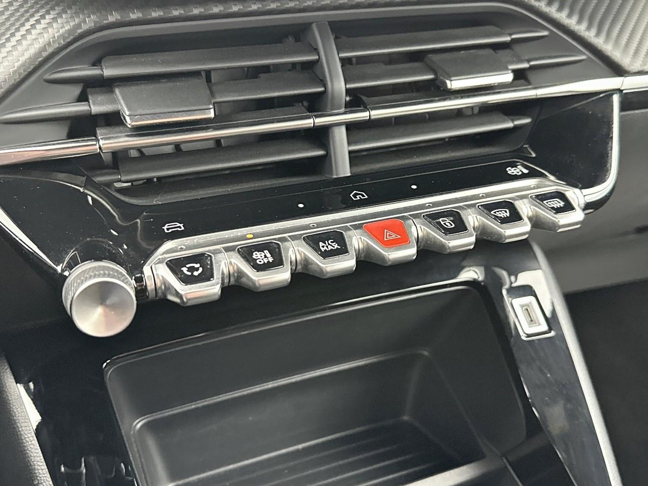 Peugeot 2008 100 s&s bvm6 style — photo 27