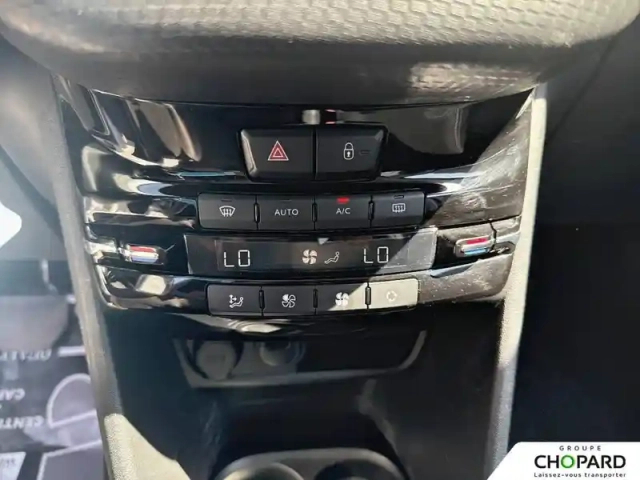 Peugeot 208 puretech 110ch s&amp;s eat6 — photo 12