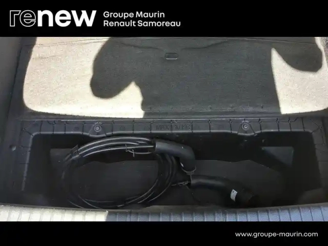 Renault Megane e-tech electric ev60 220ch techno super charge -c — photo 9
