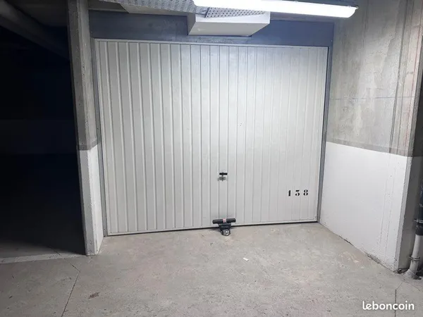 Location box Louvres