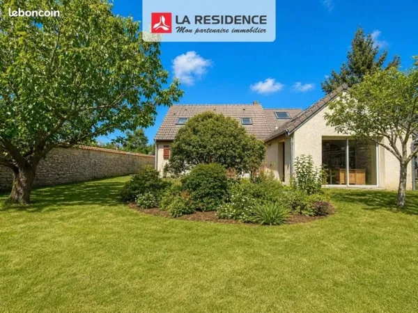 Maison 7 pièces 140 m²