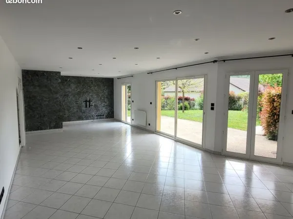 T3 (82m2) avec grand jardin
