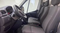 Renault Master F3300 L2H2 2.3 Blue dCi 135ch Confort Euro6 — photo 12