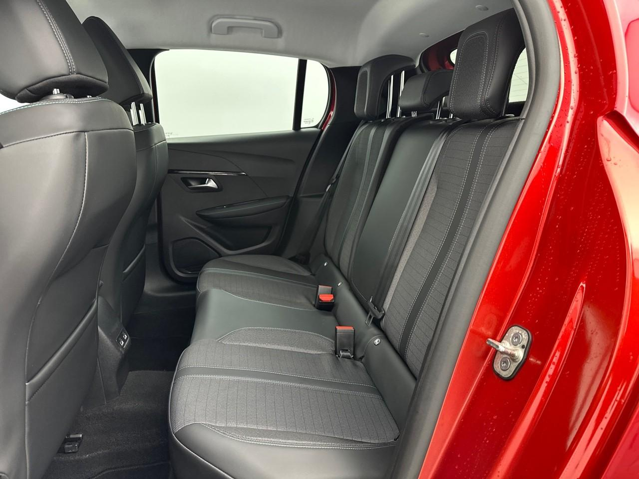 Peugeot 208 puretech 100 s&s bvm6 allure — photo 13