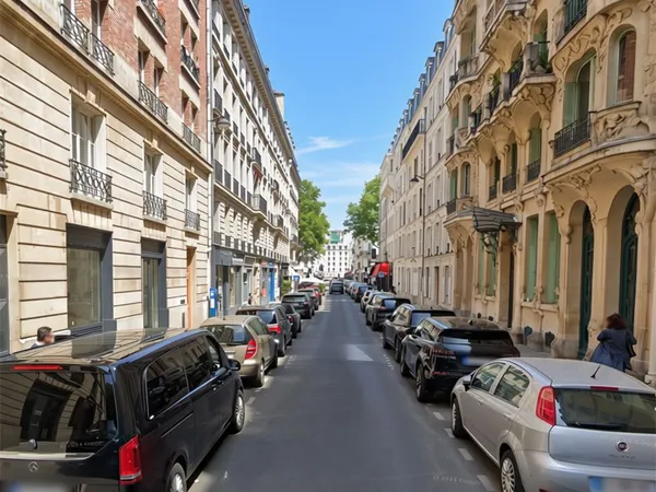 Local commercial 45 m² PARIS