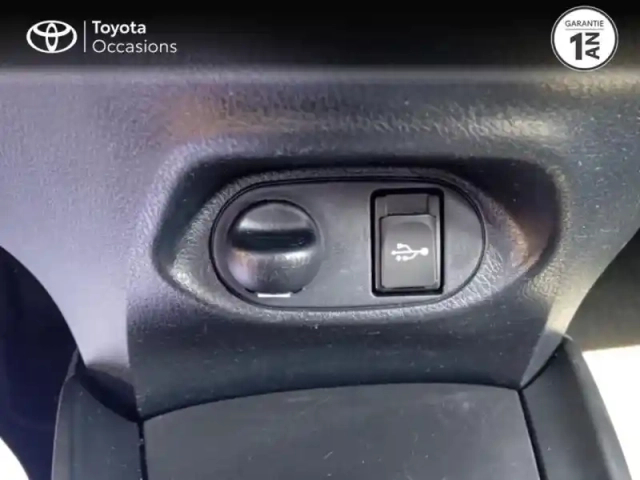 Toyota Yaris 69 vvt-i france 5p — photo 12