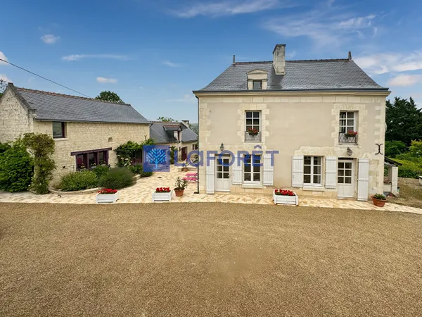 Maison 10 pièces 186 m²