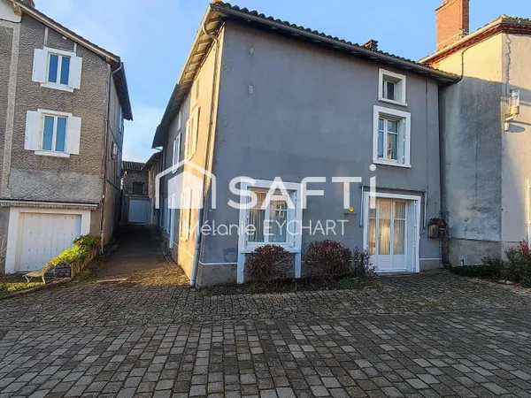Maison de village au calme proche Confolens