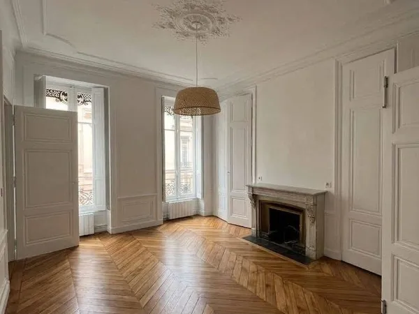 Appartement 5 pièces 109 m²