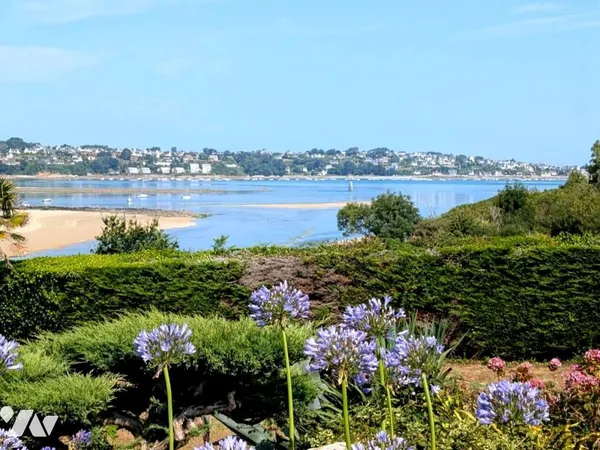 Maison 7 pièces 205 m²