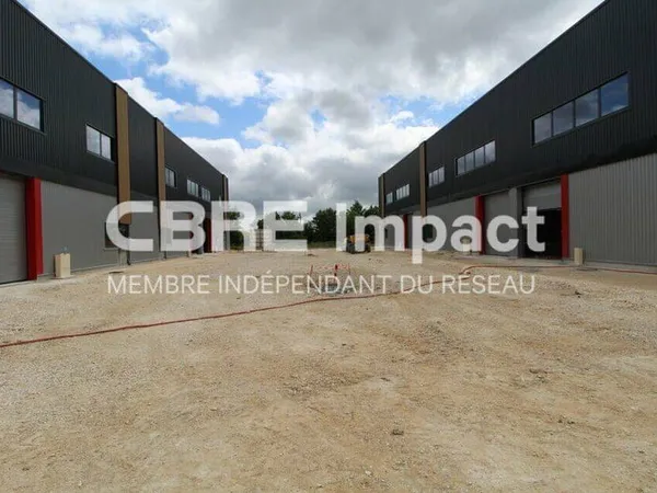 Local d'activité 388 m²